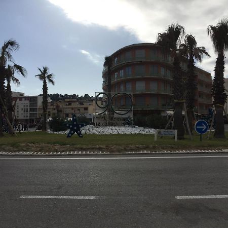 Appartamento Chez Francoise Le Barcarès Esterno foto